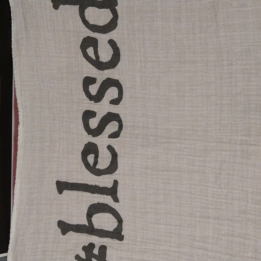 COPY - Mudpie muslin blanket w/ blessed like new condition